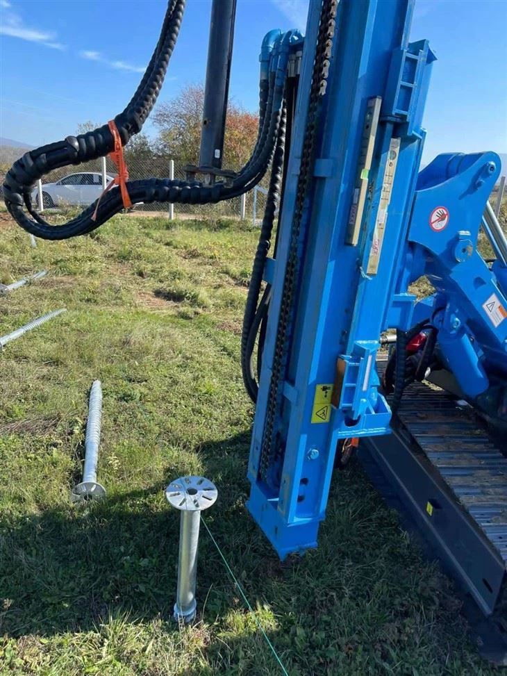 Adjustable Solar Ground Screw Piling Systems