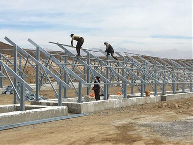 Hot-dip galvaniseret stål til solprojekter